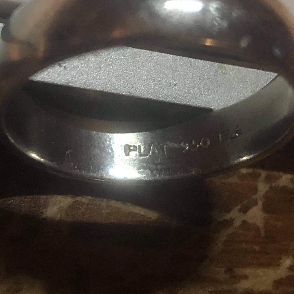 .950 platinum ring